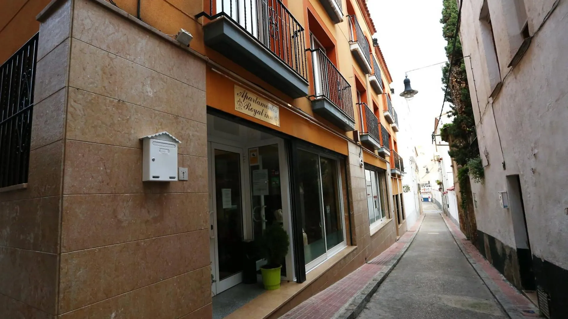 Royal Inn Aparthotel Lloret de Mar